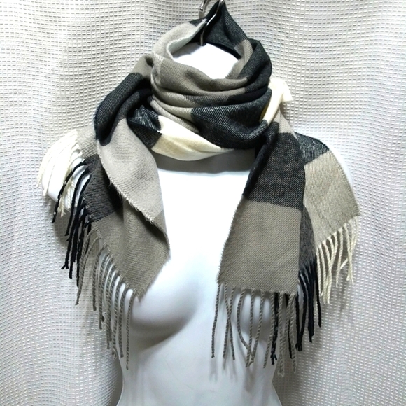 Unknown Accessories - Gray white black plaid SCARF for Fall Winter Men Women Neutral